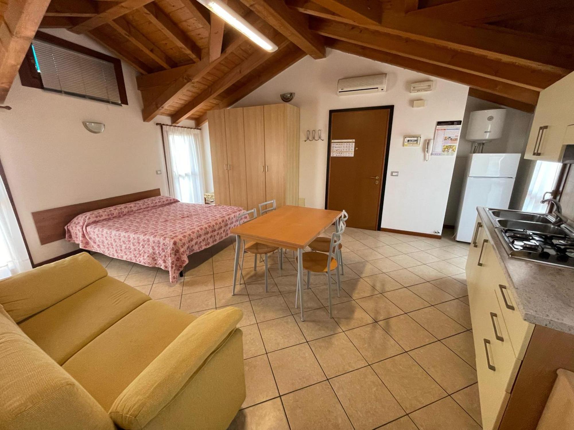 Residence Mediterraneo - Agenzia Cocal Caorle Eksteriør bilde
